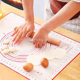 Tapis Silicone Patisserie Pour Etaler la Pâte 64x46cm